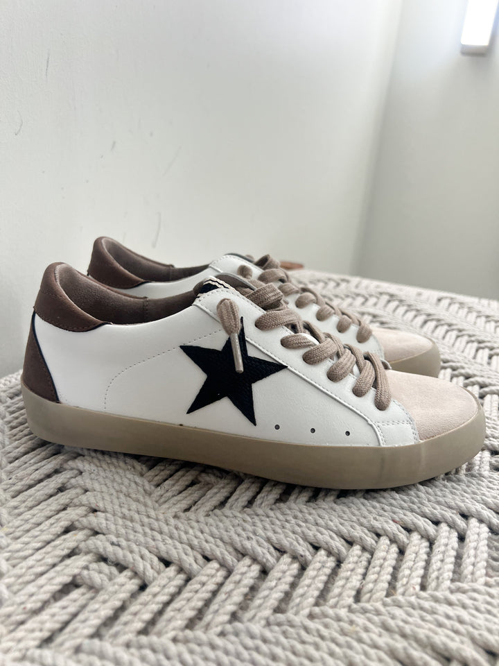 Timeless Natural Star Sneakers